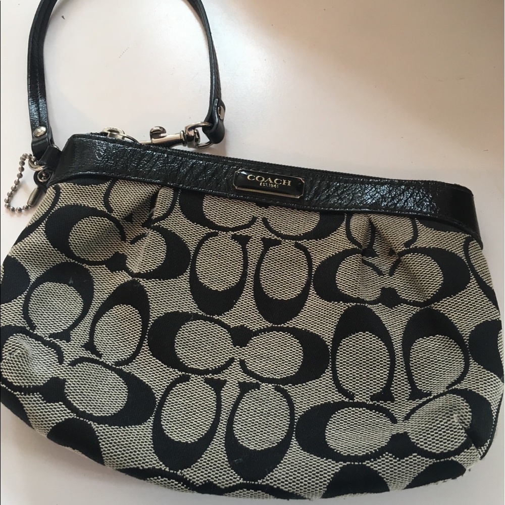 Coach clutch bag amazing condition very spacious